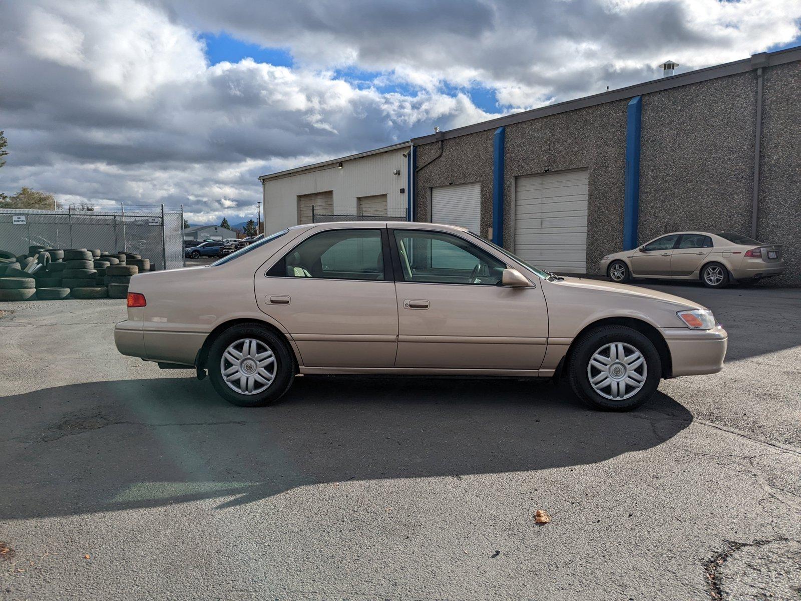 2001 Toyota Camry Vehicle Photo in Spokane Valley, WA 99212