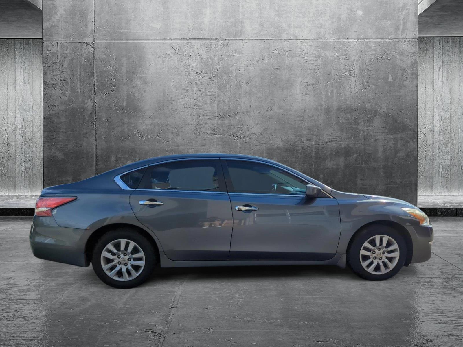 2015 Nissan Altima Vehicle Photo in Memphis, TN 38125