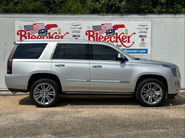 2019 Cadillac Escalade Vehicle Photo in DUNN, NC 28334-8900