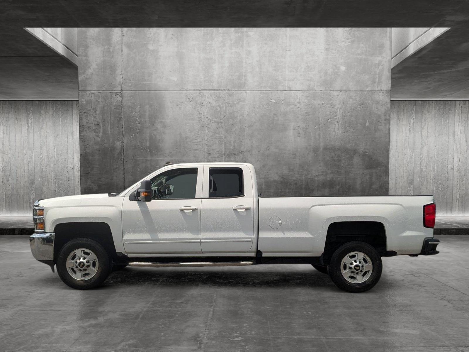 2018 Chevrolet Silverado 2500 HD Vehicle Photo in St. Petersburg, FL 33713