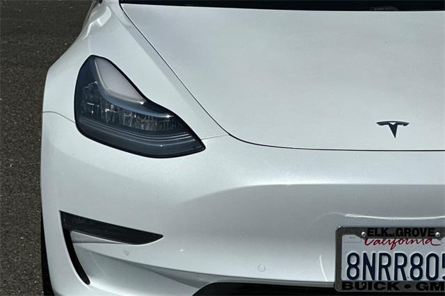 2020 Tesla Model 3 Vehicle Photo in ELK GROVE, CA 95757-8703