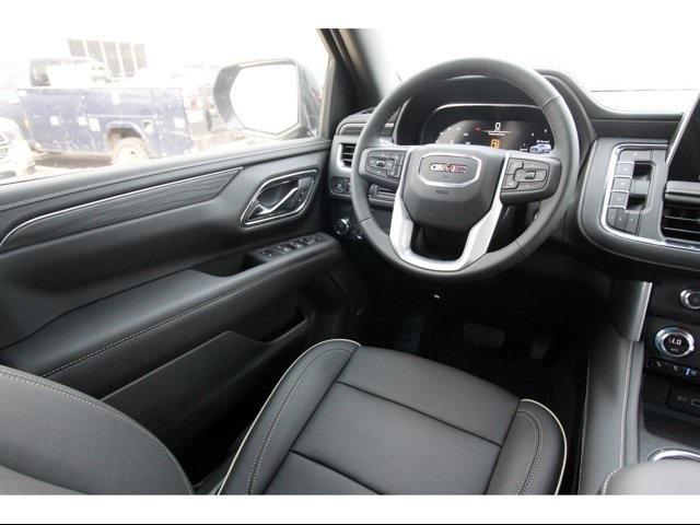 2024 GMC Yukon Vehicle Photo in ROSENBERG, TX 77471-5675