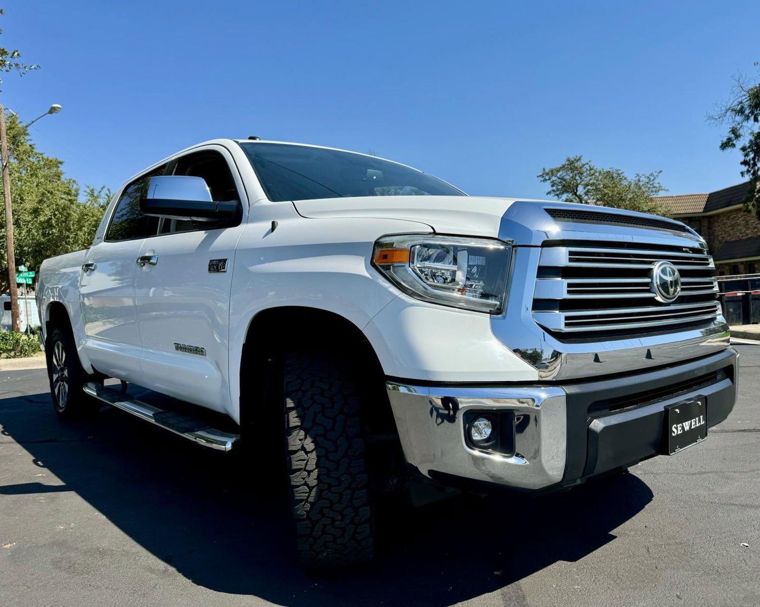 2018 Toyota Tundra 4WD Vehicle Photo in DALLAS, TX 75209-3016