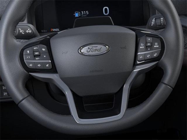 2025 Ford Explorer Vehicle Photo in Mahwah, NJ 07430-1343