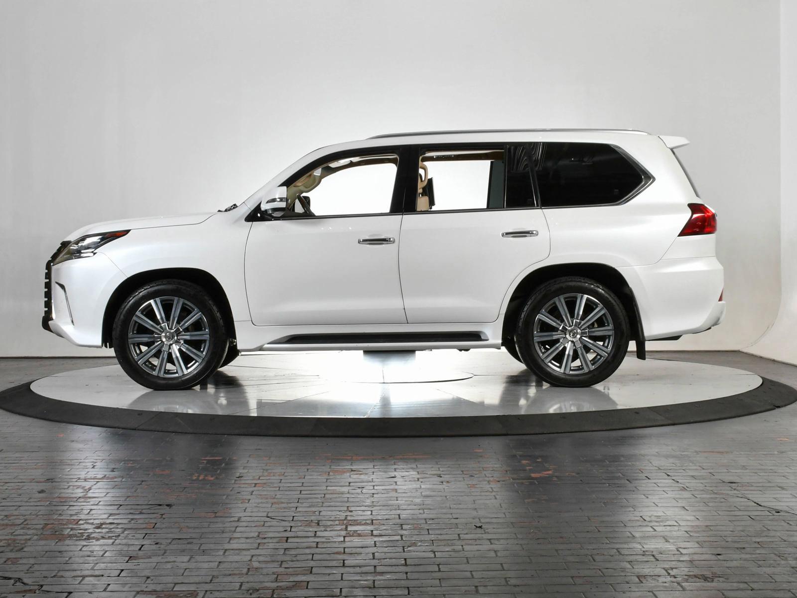 2017 Lexus LX 570 Vehicle Photo in DALLAS, TX 75235