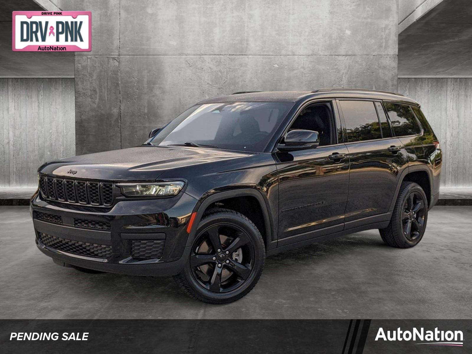 2022 Jeep Grand Cherokee L Vehicle Photo in PEMBROKE PINES, FL 33024-6534