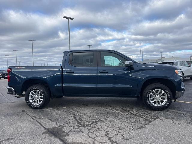 Certified 2022 Chevrolet Silverado 1500 LT with VIN 3GCPDKEK7NG623403 for sale in Green Bay, WI