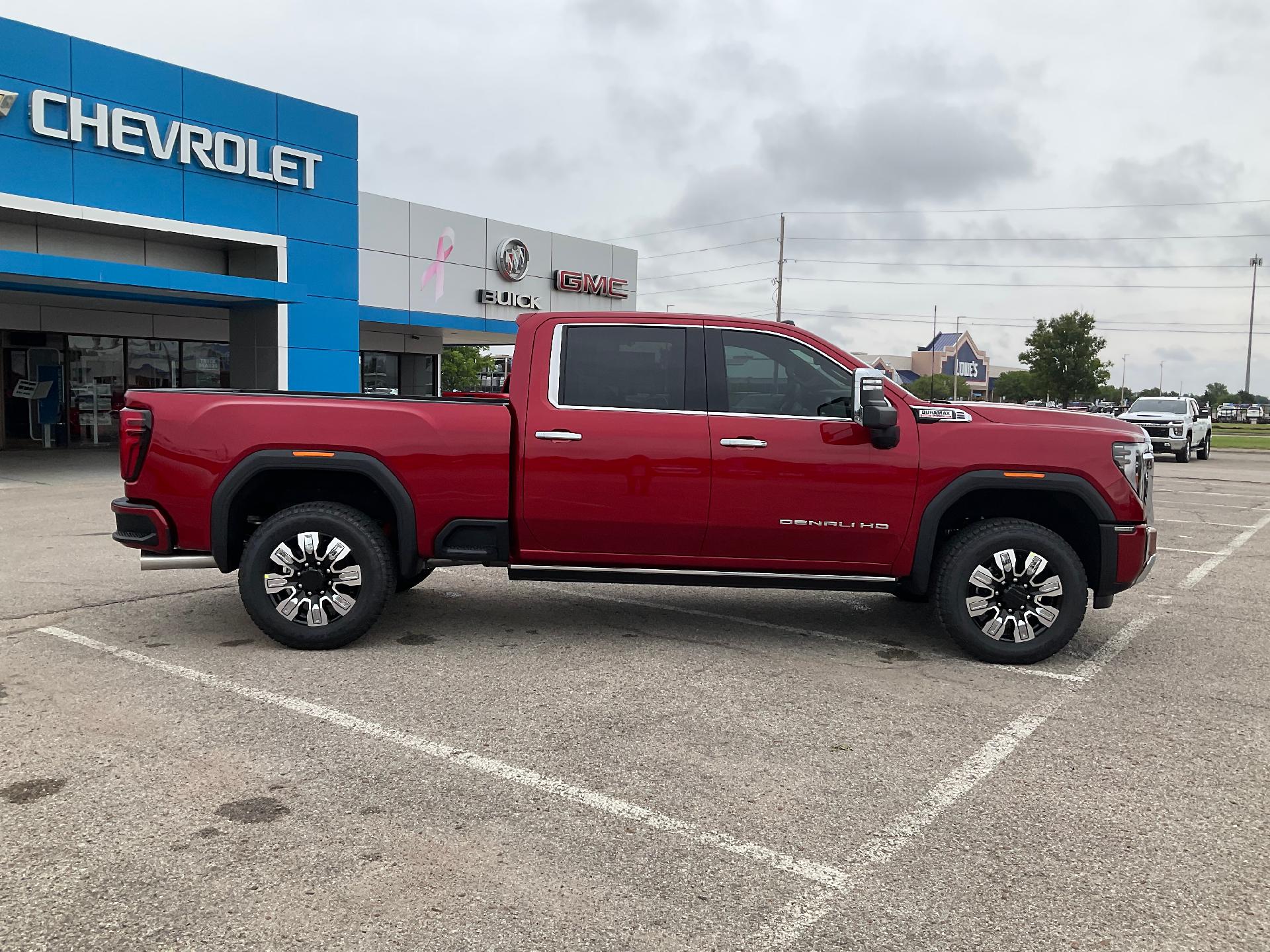 2024 GMC Sierra 2500 HD Vehicle Photo in PONCA CITY, OK 74601-1036