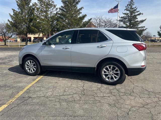 Used 2020 Chevrolet Equinox LT with VIN 2GNAXTEV8L6233052 for sale in Birch Run, MI