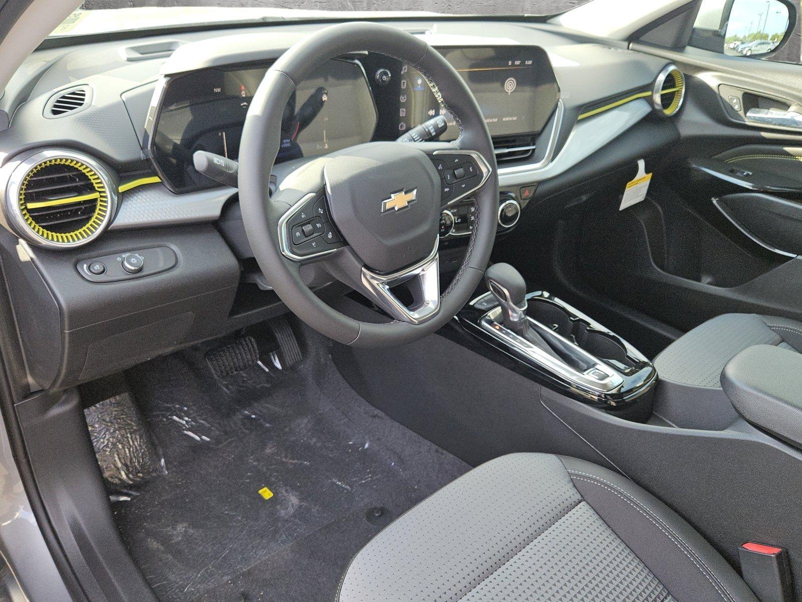 2025 Chevrolet Trax Vehicle Photo in MESA, AZ 85206-4395