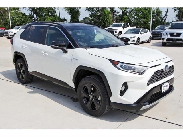 2020 Toyota RAV4 Vehicle Photo in ROSENBERG, TX 77471-5675