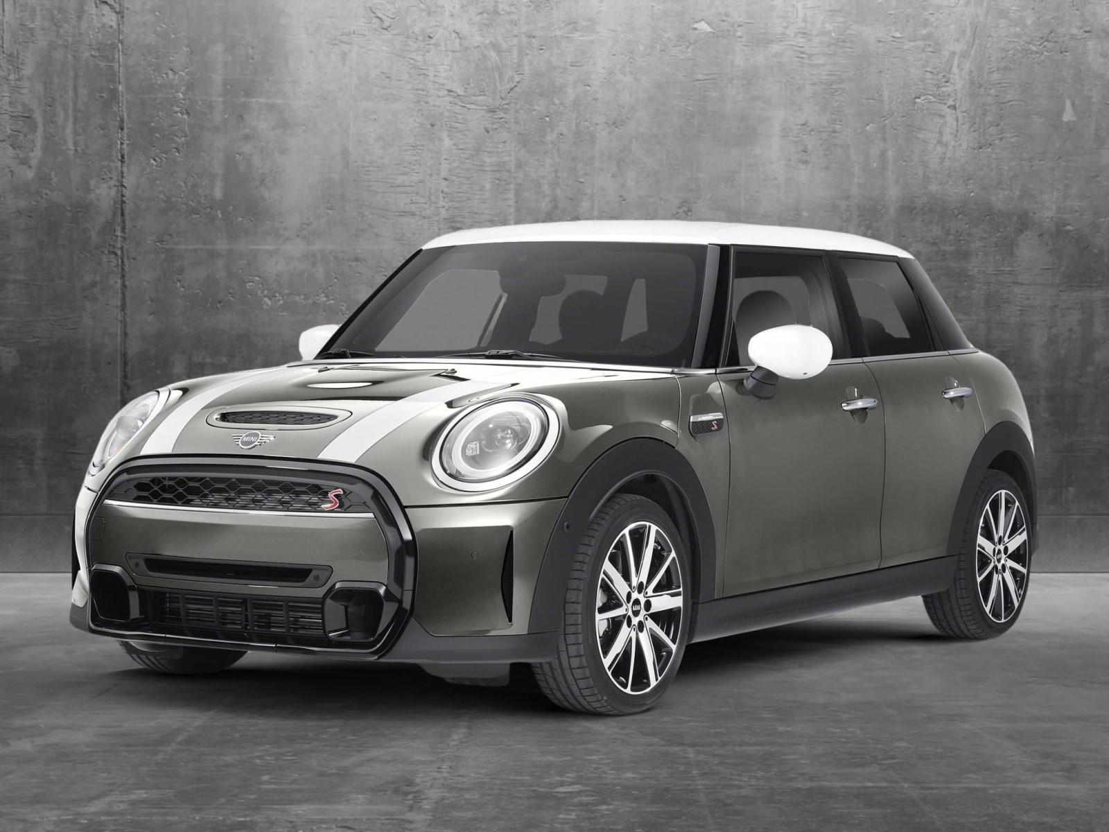 2022 MINI Cooper S Hardtop 4 Door Vehicle Photo in Rockville, MD 20852