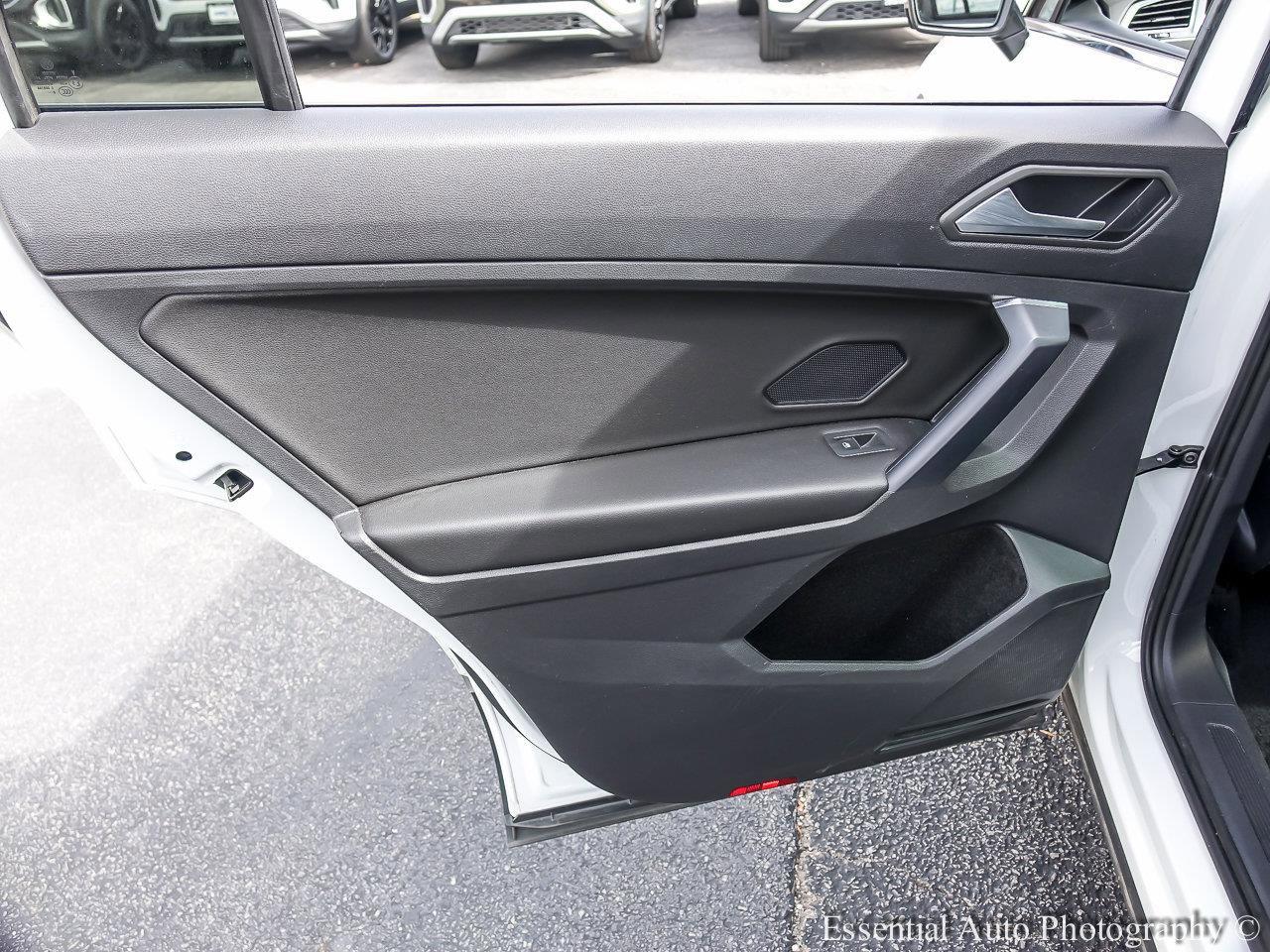 2021 Volkswagen Tiguan Vehicle Photo in Plainfield, IL 60586