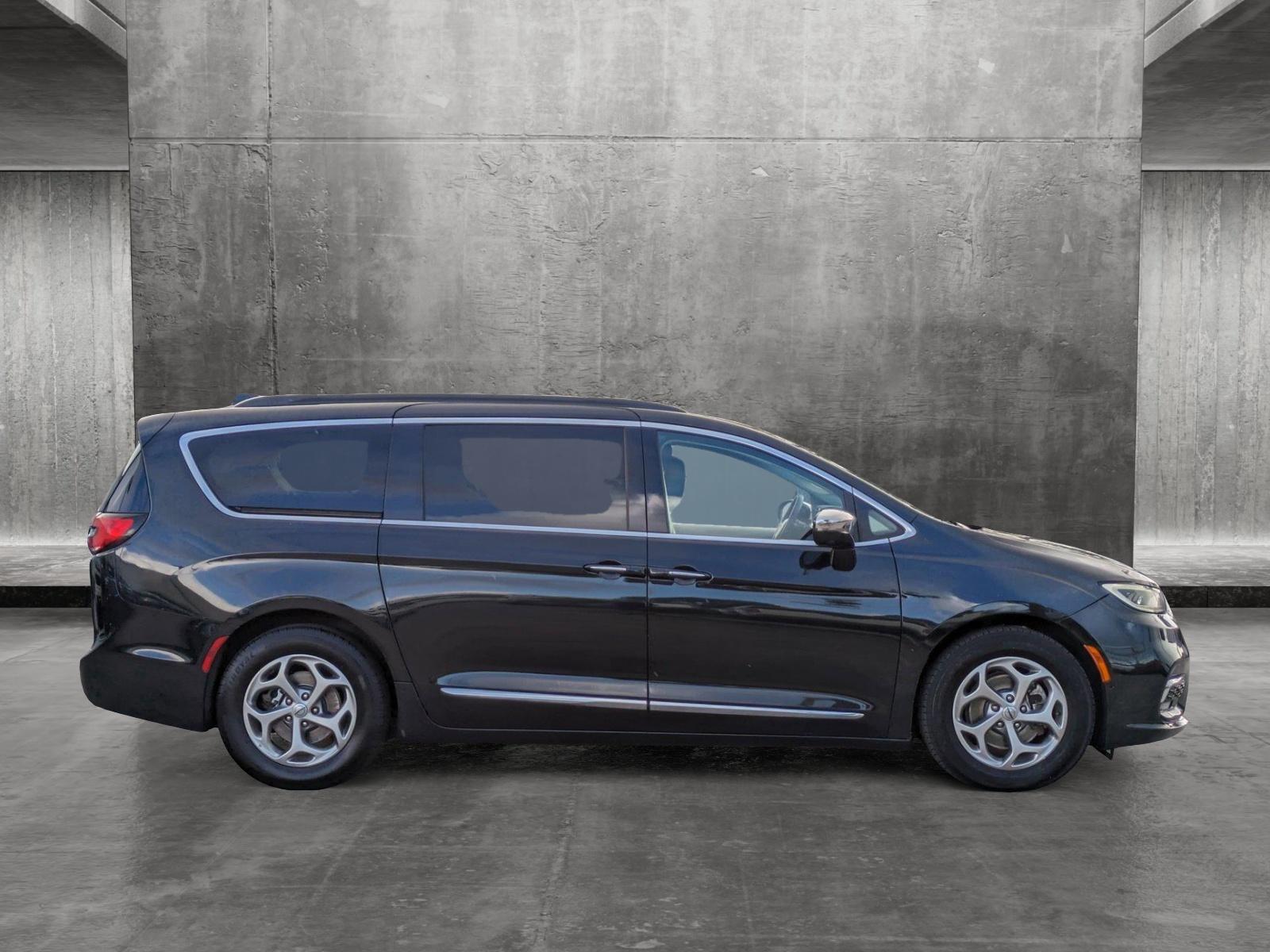 2022 Chrysler Pacifica Vehicle Photo in MIAMI, FL 33172-3015