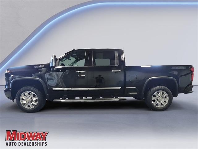 Used 2024 Chevrolet Silverado 2500HD High Country with VIN 2GC4YREY1R1113163 for sale in Kearney, NE