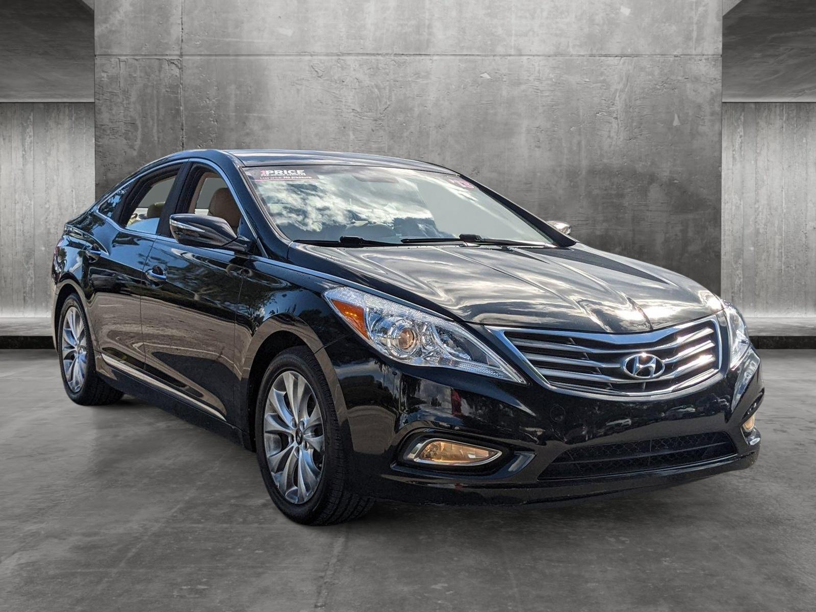 2013 Hyundai AZERA Vehicle Photo in Jacksonville, FL 32256