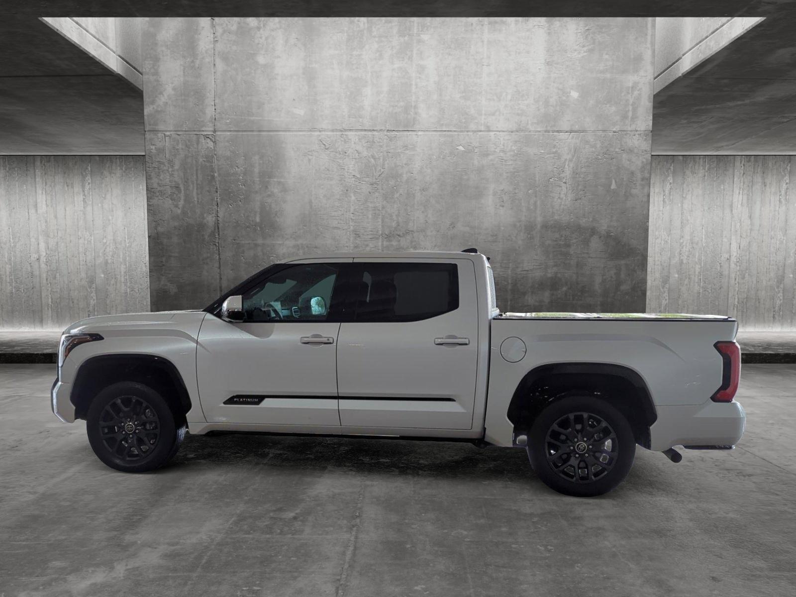 2022 Toyota Tundra 4WD Vehicle Photo in Ft. Myers, FL 33907