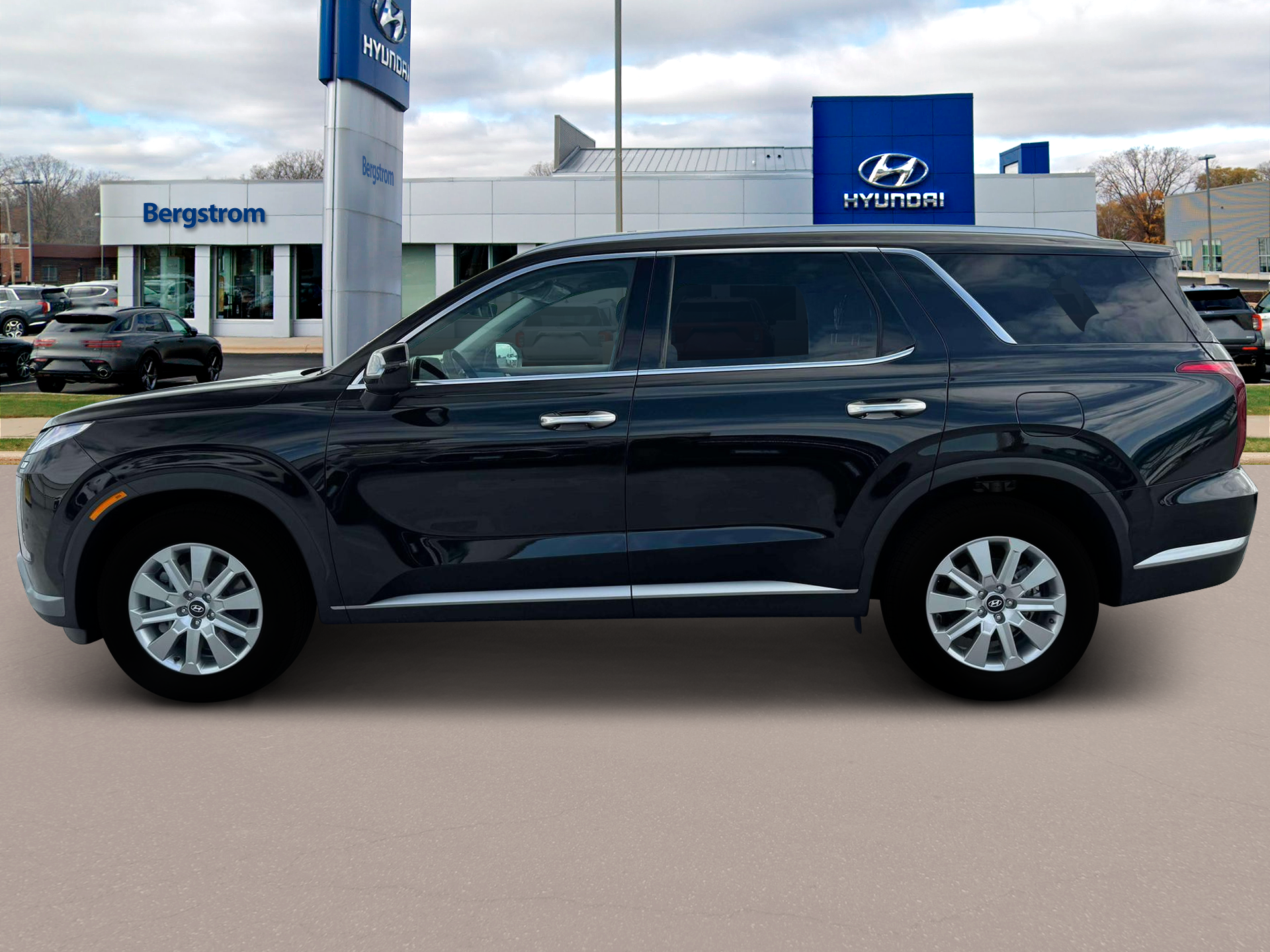 2025 Hyundai PALISADE Vehicle Photo in Green Bay, WI 54304