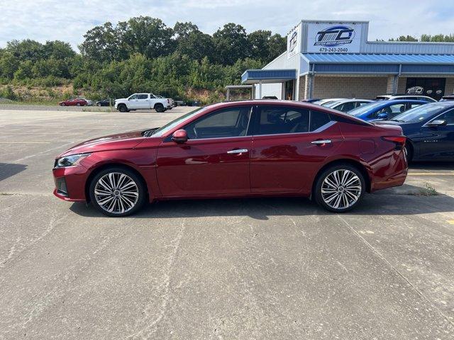 Used 2023 Nissan Altima SL with VIN 1N4BL4EW5PN304402 for sale in Malvern, AR