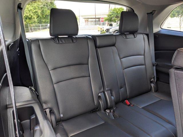 2022 Honda Pilot Vehicle Photo in San Antonio, TX 78209