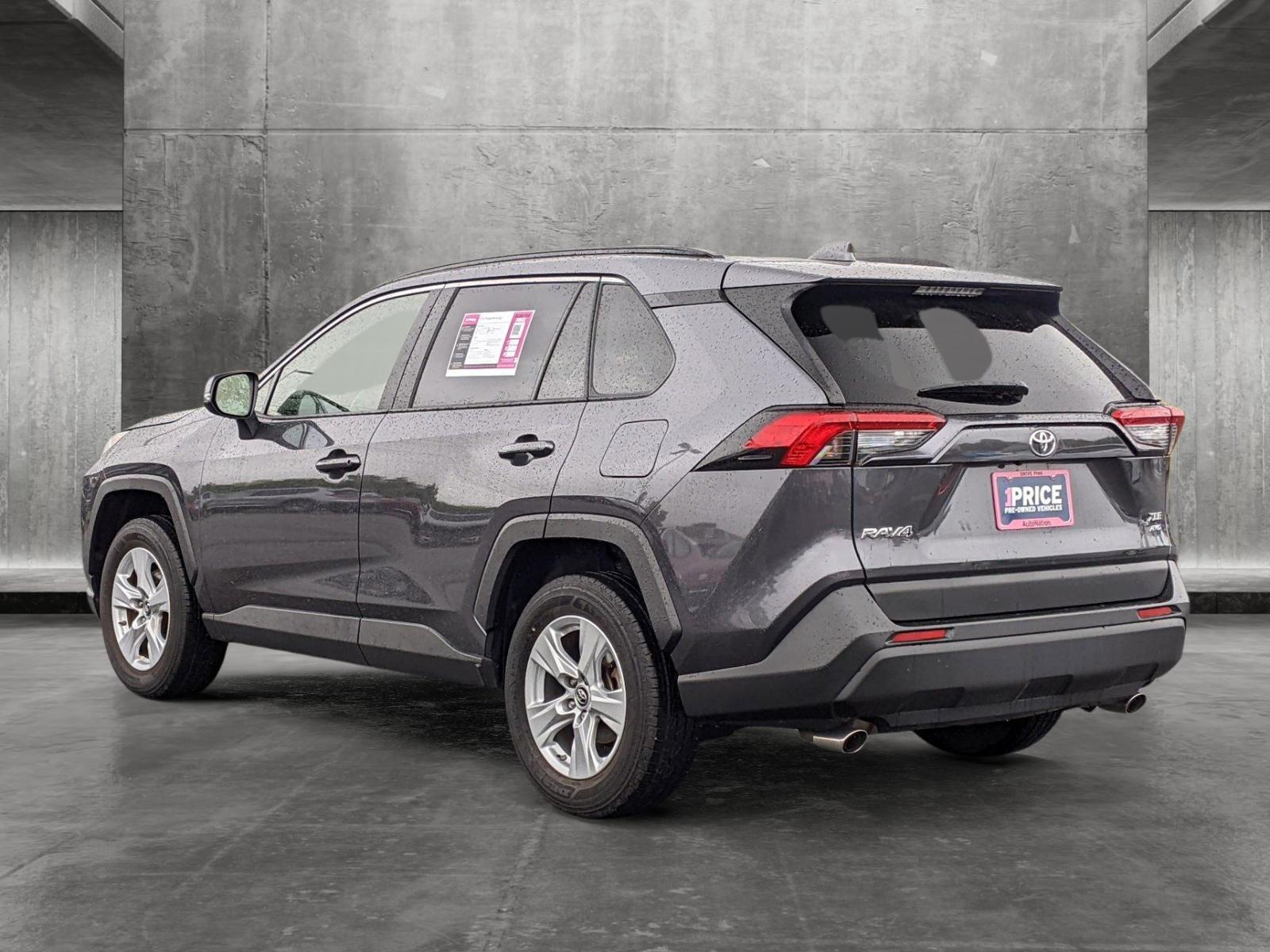 2019 Toyota RAV4 Vehicle Photo in LAUREL, MD 20707-4697