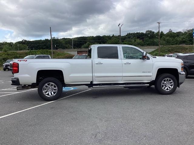 2018 Chevrolet Silverado 3500HD Vehicle Photo in GARDNER, MA 01440-3110