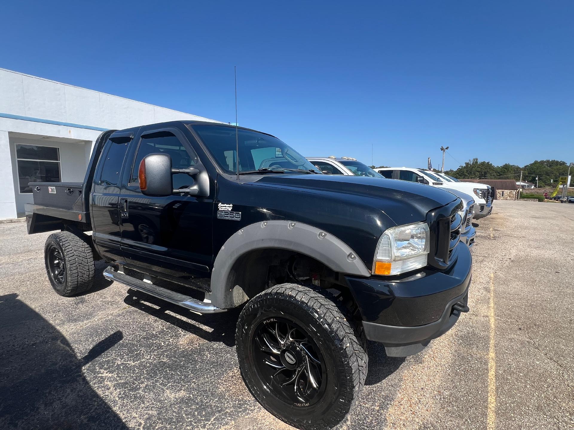 Used 2003 Ford F-250 Super Duty XL with VIN 1FTNX21L13ED55479 for sale in Doniphan, MO