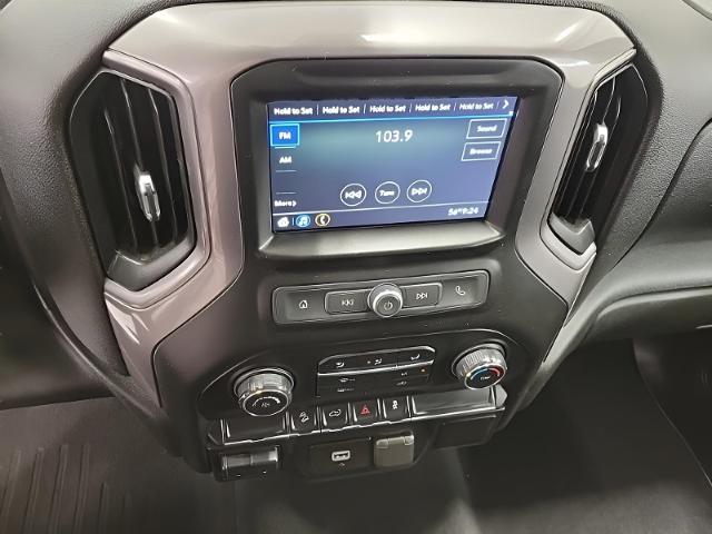 2019 Chevrolet Silverado 1500 Vehicle Photo in APPLETON, WI 54914-4656