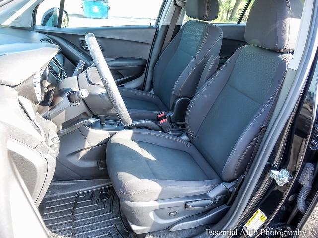 2017 Chevrolet Trax Vehicle Photo in OAK LAWN, IL 60453-2517