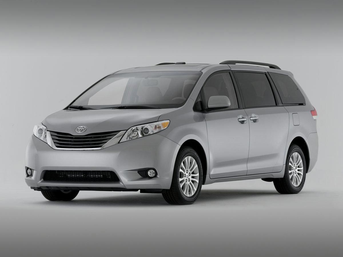 2013 Toyota Sienna Vehicle Photo in AKRON, OH 44303-2185