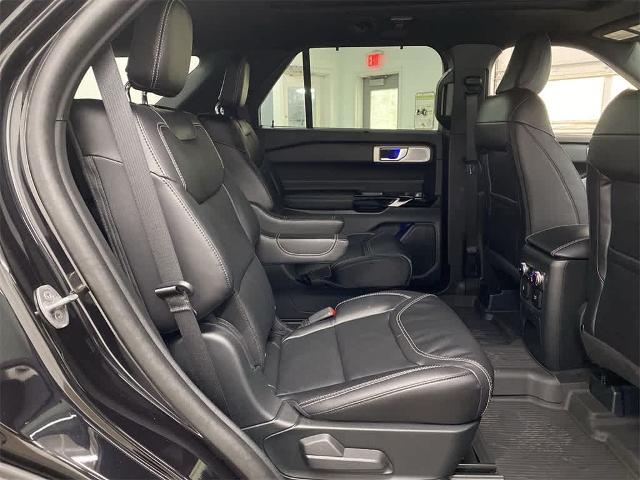 2023 Ford Explorer Vehicle Photo in PORTLAND, OR 97225-3518