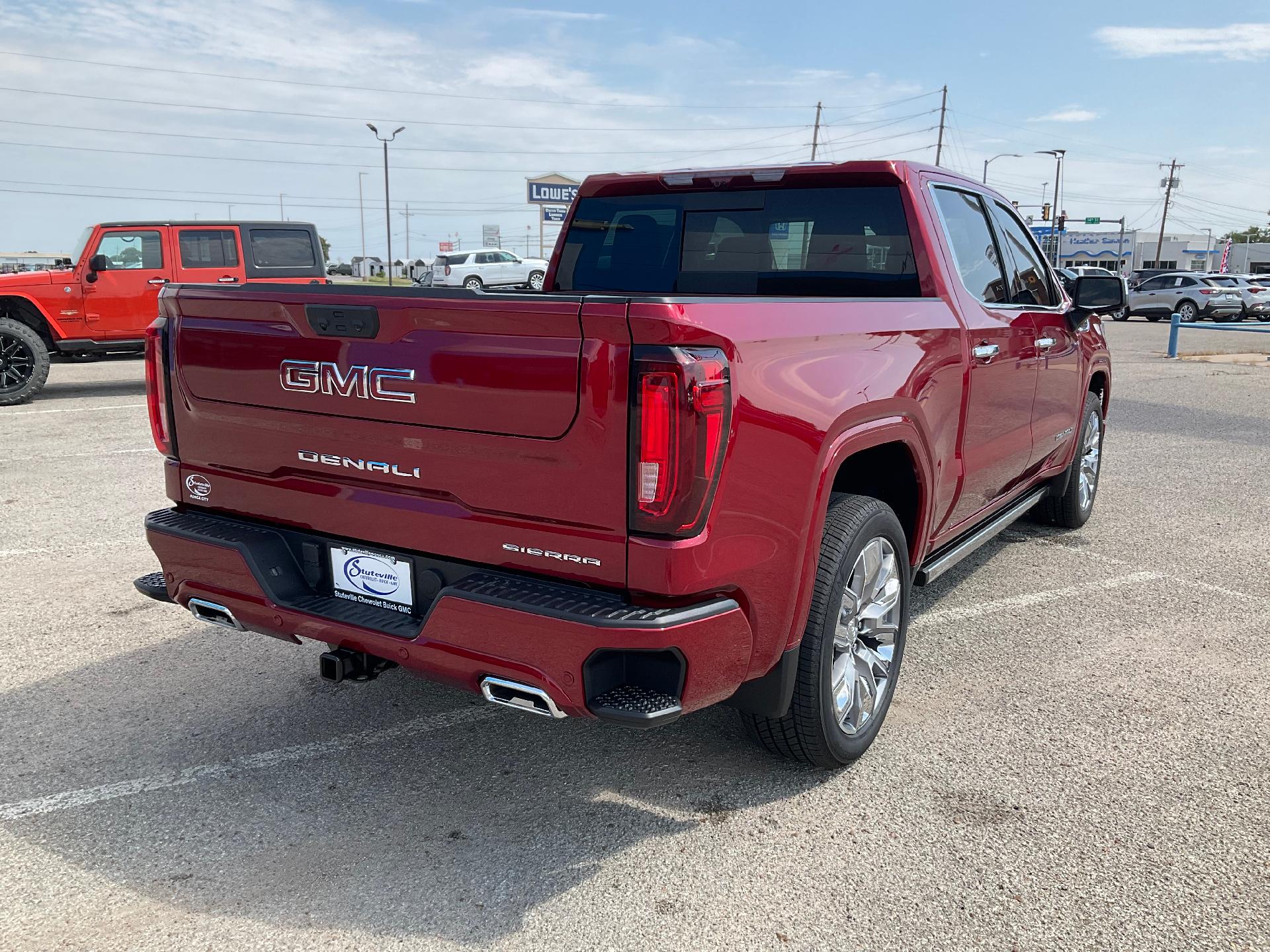 2024 GMC Sierra 1500 Vehicle Photo in PONCA CITY, OK 74601-1036