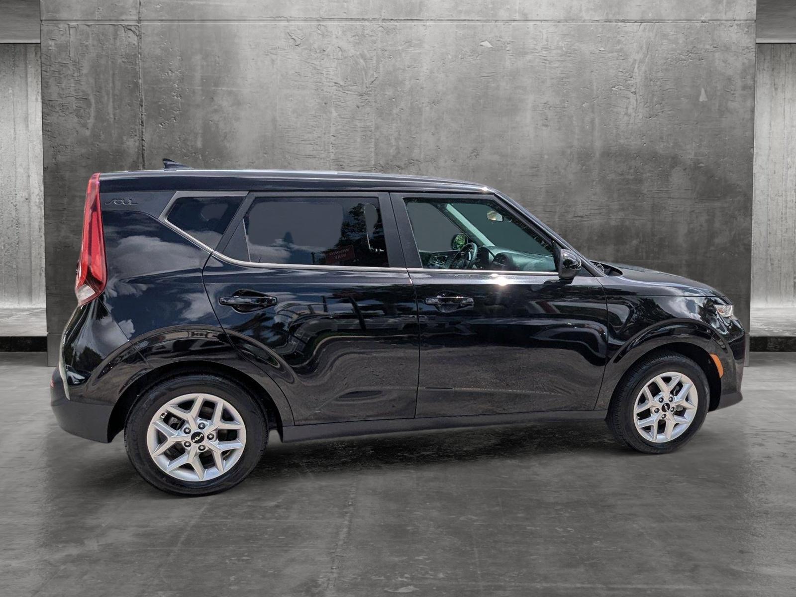 2022 Kia Soul Vehicle Photo in Miami, FL 33135