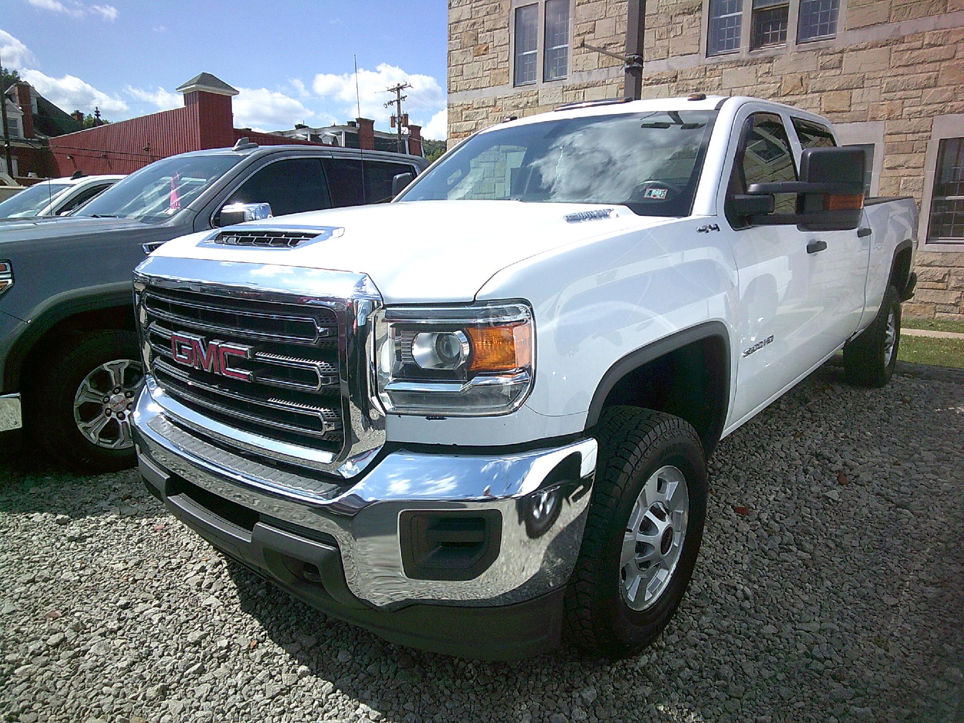 2019 GMC Sierra 3500HD Vehicle Photo in KITTANNING, PA 16201-1536