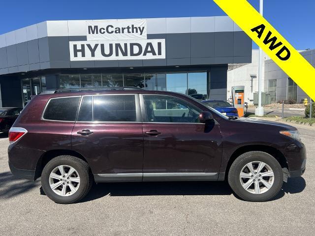 Used 2013 Toyota Highlander Plus with VIN 5TDBK3EH2DS230385 for sale in Kansas City