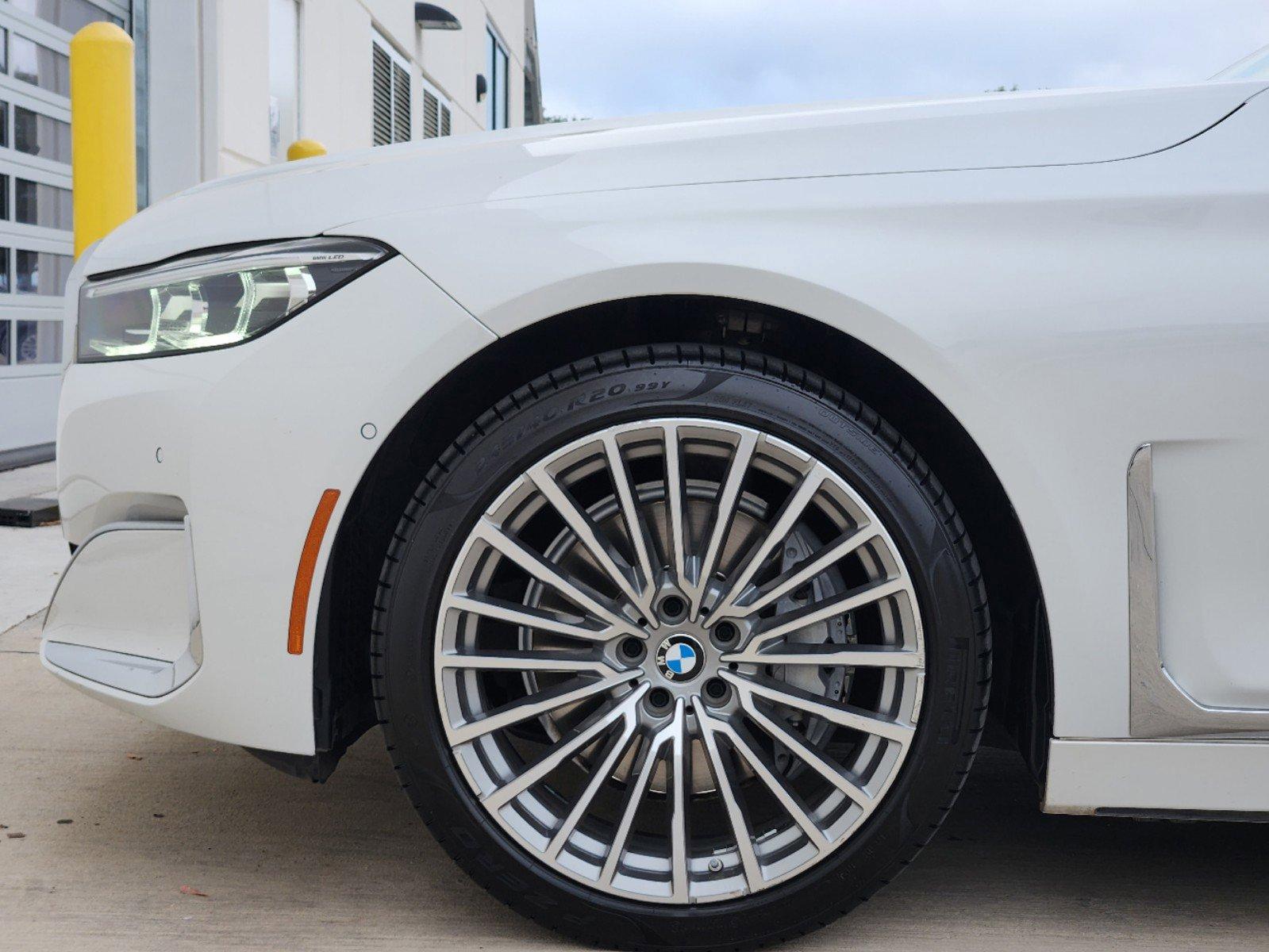 2022 BMW 740i xDrive Vehicle Photo in PLANO, TX 75024