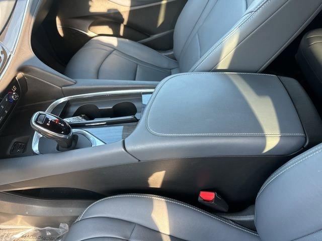 2021 Buick Enclave Vehicle Photo in MEDINA, OH 44256-9631