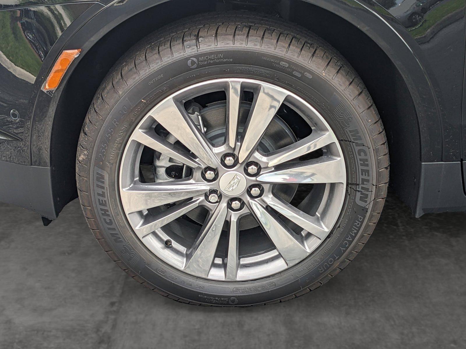 2024 Cadillac XT5 Vehicle Photo in WEST PALM BEACH, FL 33407-3296