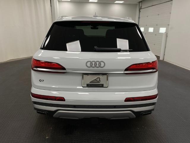 2025 Audi Q7 Vehicle Photo in Appleton, WI 54913