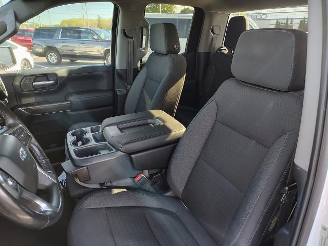 2019 Chevrolet Silverado 1500 Vehicle Photo in GREEN BAY, WI 54304-5303