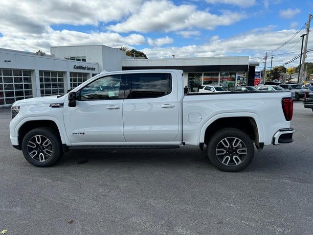 2025 GMC Sierra 1500 Vehicle Photo in LOWELL, MA 01852-4336