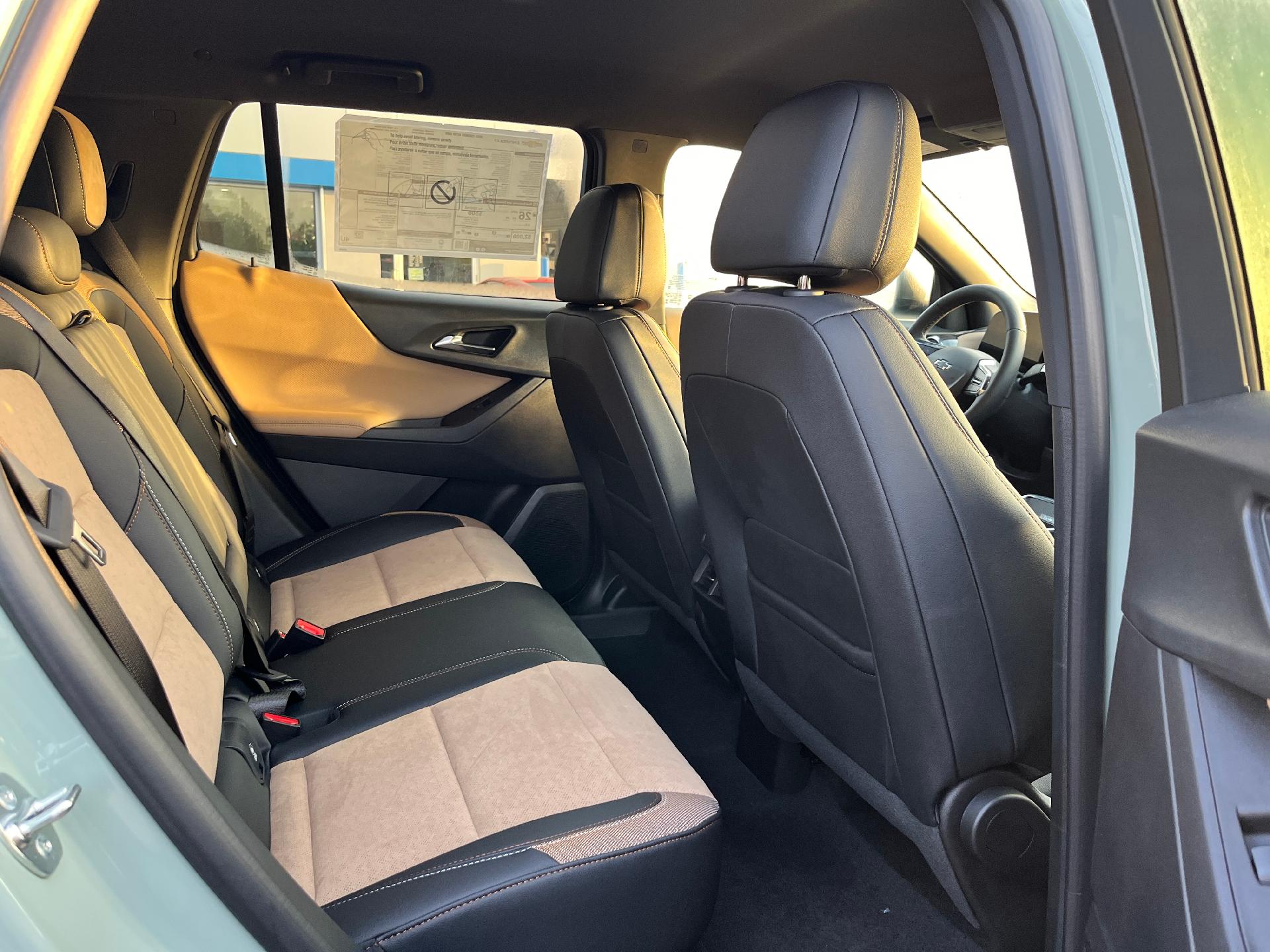 2025 Chevrolet Equinox Vehicle Photo in CLARE, MI 48617-9414