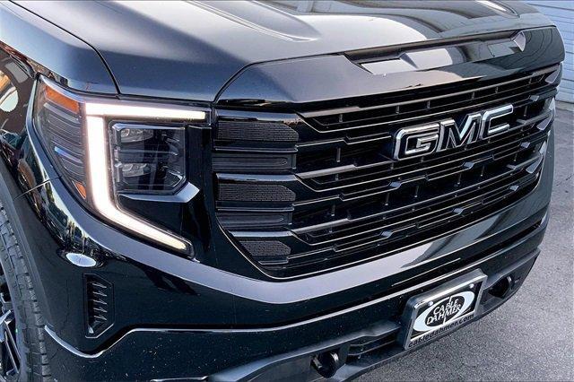 2022 GMC Sierra 1500 Vehicle Photo in INDEPENDENCE, MO 64055-1377