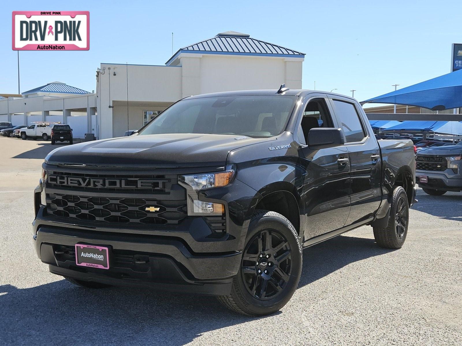 2025 Chevrolet Silverado 1500 Vehicle Photo in NORTH RICHLAND HILLS, TX 76180-7199