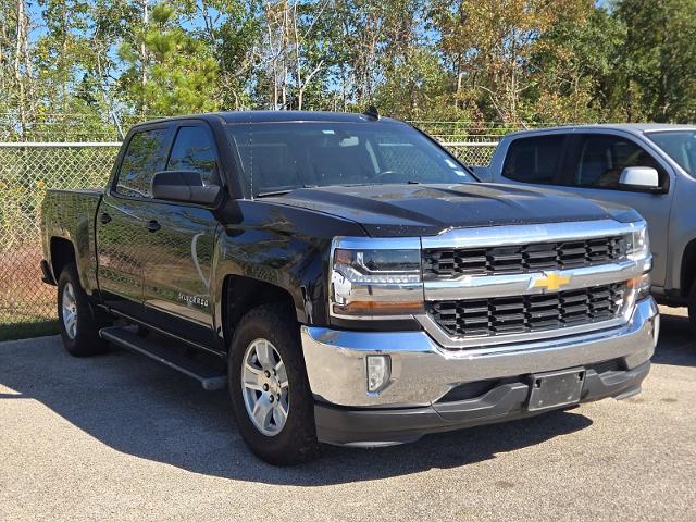 2017 Chevrolet Silverado 1500 Vehicle Photo in CROSBY, TX 77532-9157