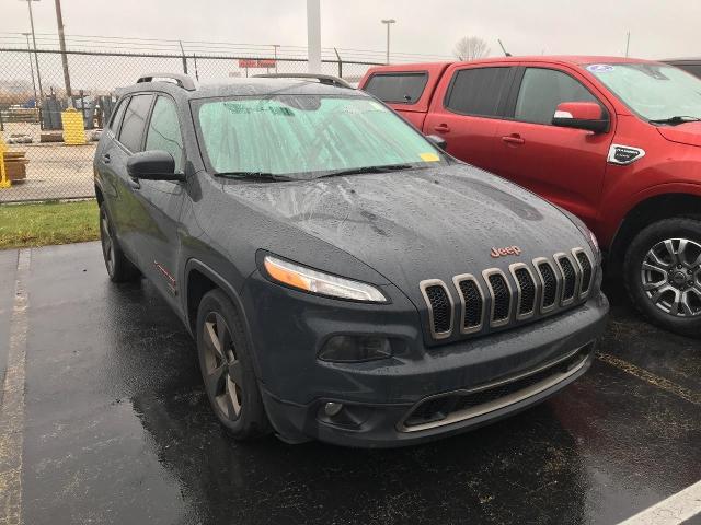 2017 Jeep Cherokee Vehicle Photo in GREEN BAY, WI 54303-3330