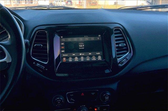 2020 Jeep Compass Vehicle Photo in TOPEKA, KS 66609-0000