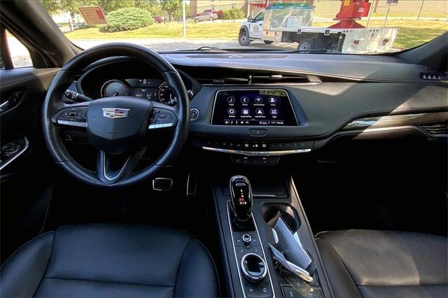 2022 Cadillac XT4 Vehicle Photo in KANSAS CITY, MO 64114-4545