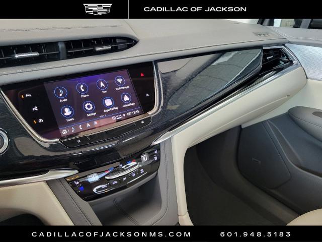 2024 Cadillac XT6 Vehicle Photo in RIDGELAND, MS 39157-4406