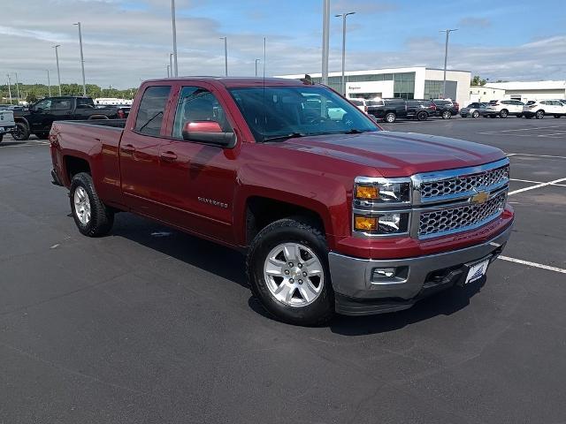 2015 Chevrolet Silverado 1500 Vehicle Photo in GREEN BAY, WI 54304-5303